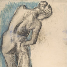 Load image into Gallery viewer, Woman drying after a bath
